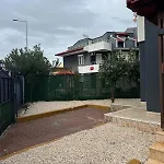 Luxury Private Pool Villa-5 Min To Land Of Legends *