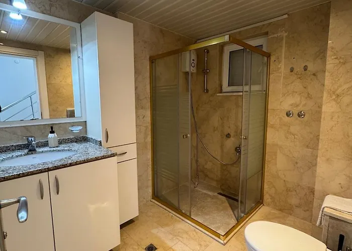 Luxury Private Pool Villa-5 Min To Land Of Legends * 베렉
